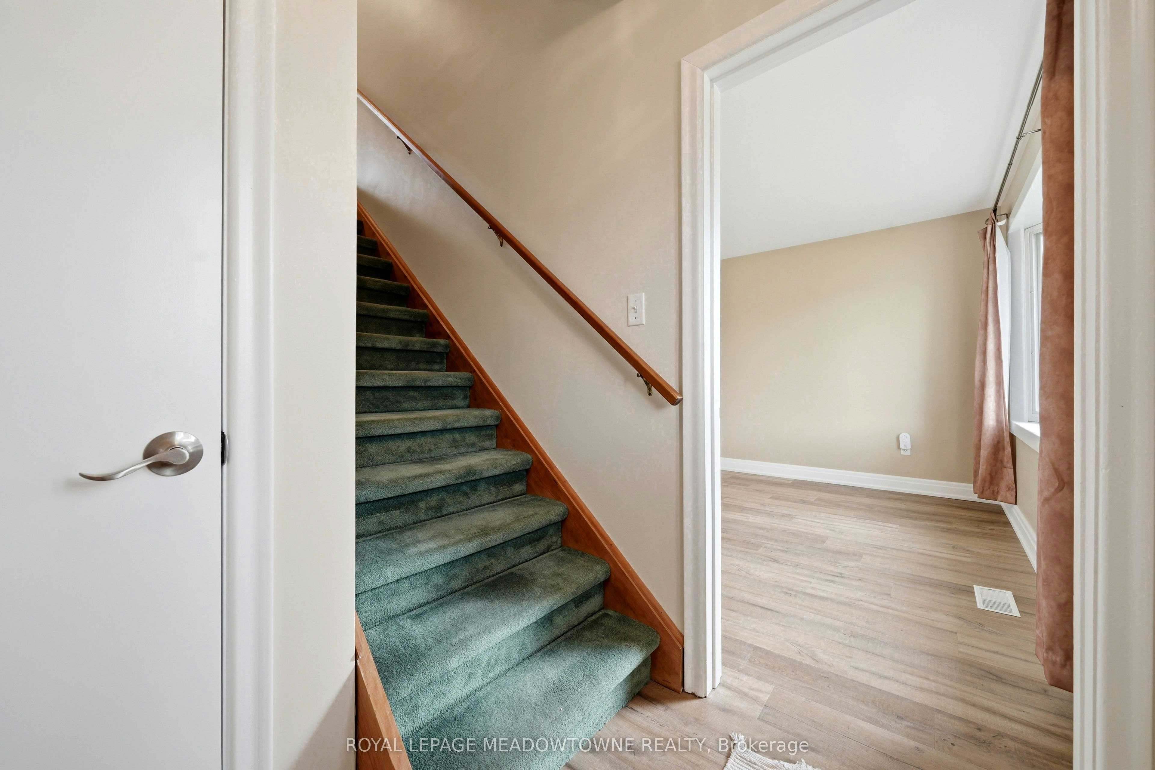 20 Delrex Boulevard, Halton Hills, ON, L7G 3X7 - 21