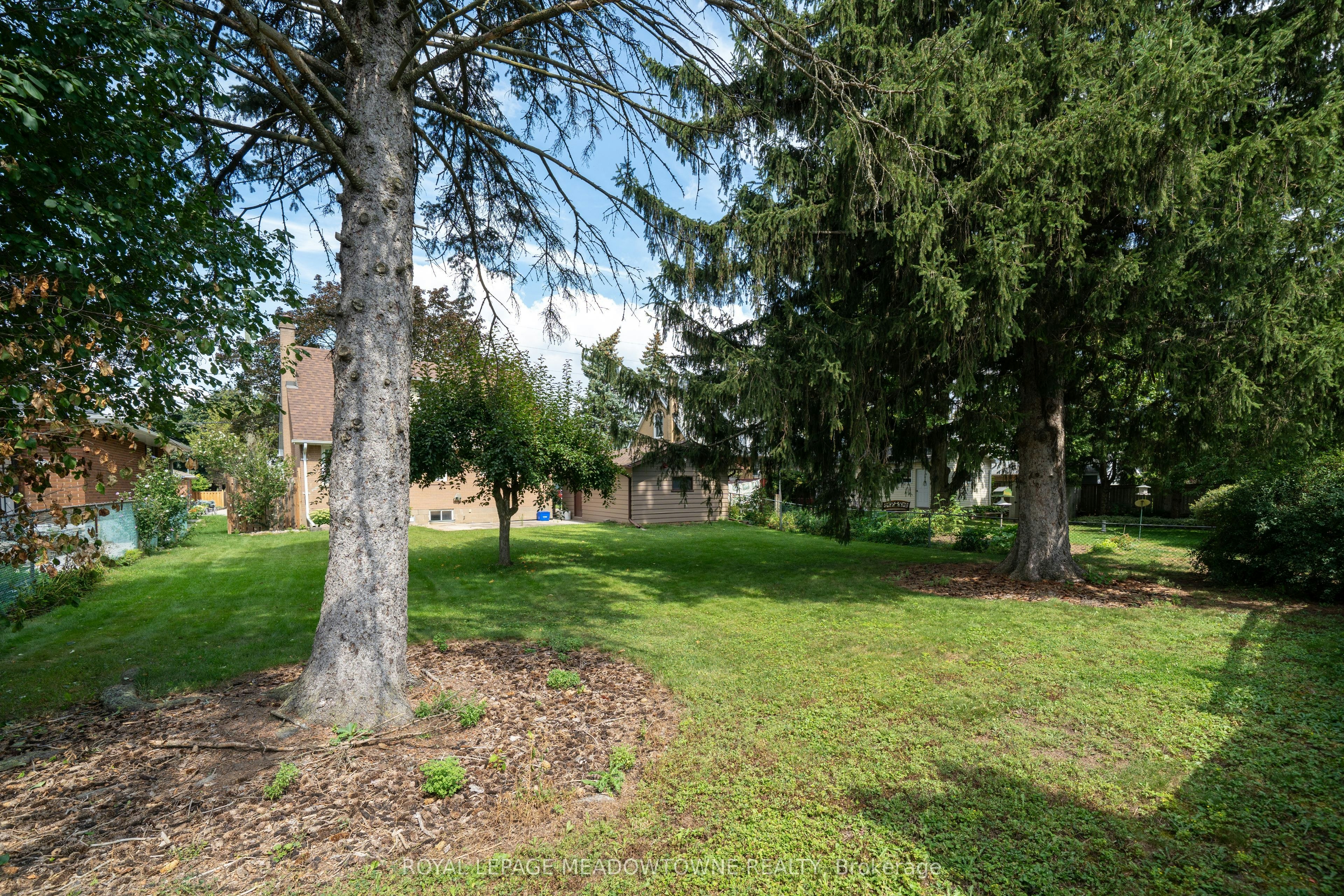 20 Delrex Boulevard, Halton Hills, ON, L7G 3X7 - 31