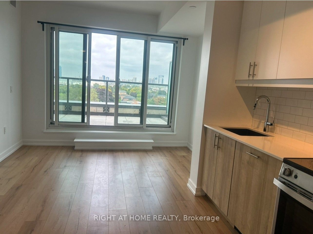 704-1195 The Queensway N/A, Toronto, ON, M8Z 0H1 - 6