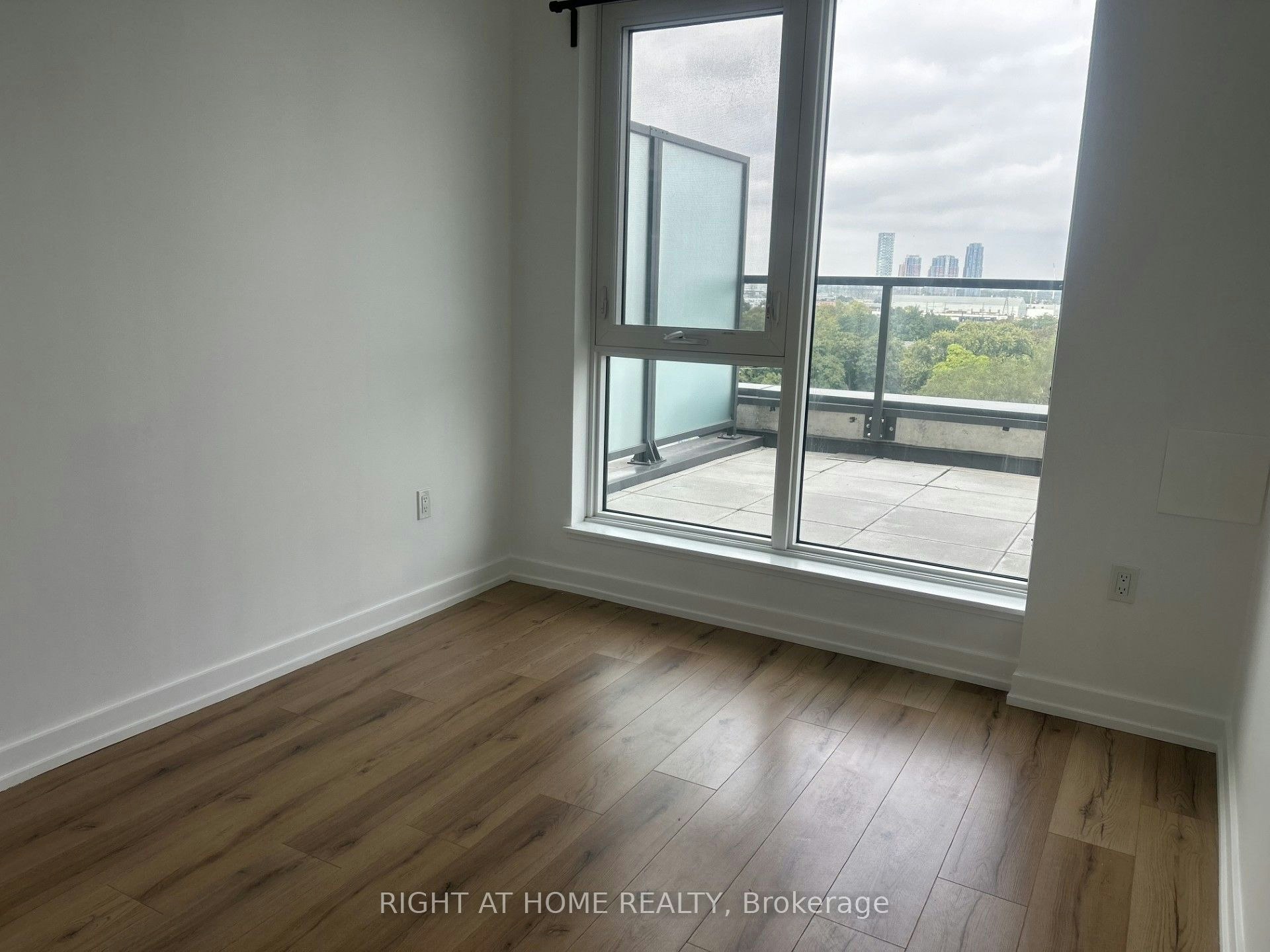 704-1195 The Queensway N/A, Toronto, ON, M8Z 0H1 - 11