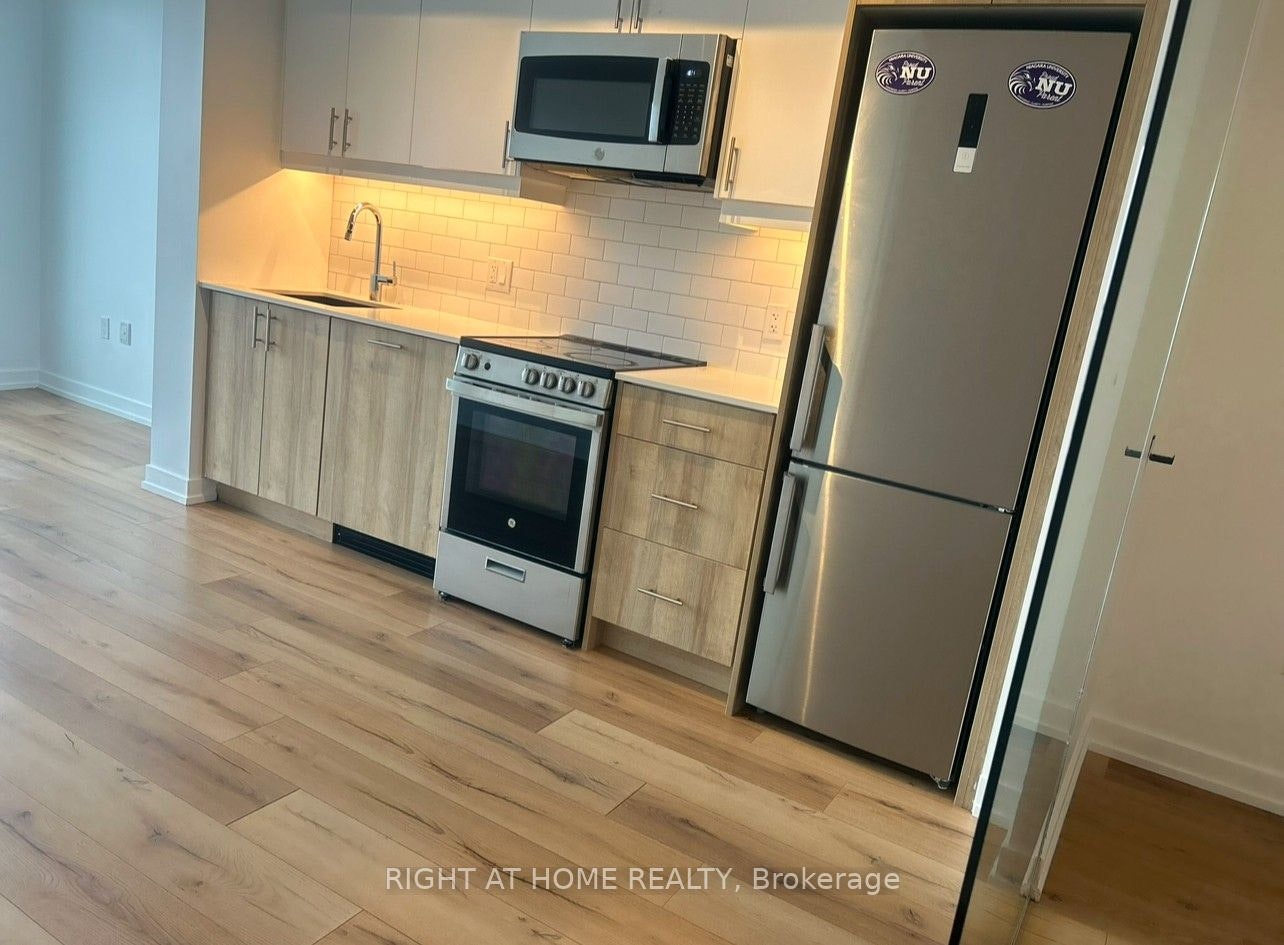 704-1195 The Queensway N/A, Toronto, ON, M8Z 0H1 - 5