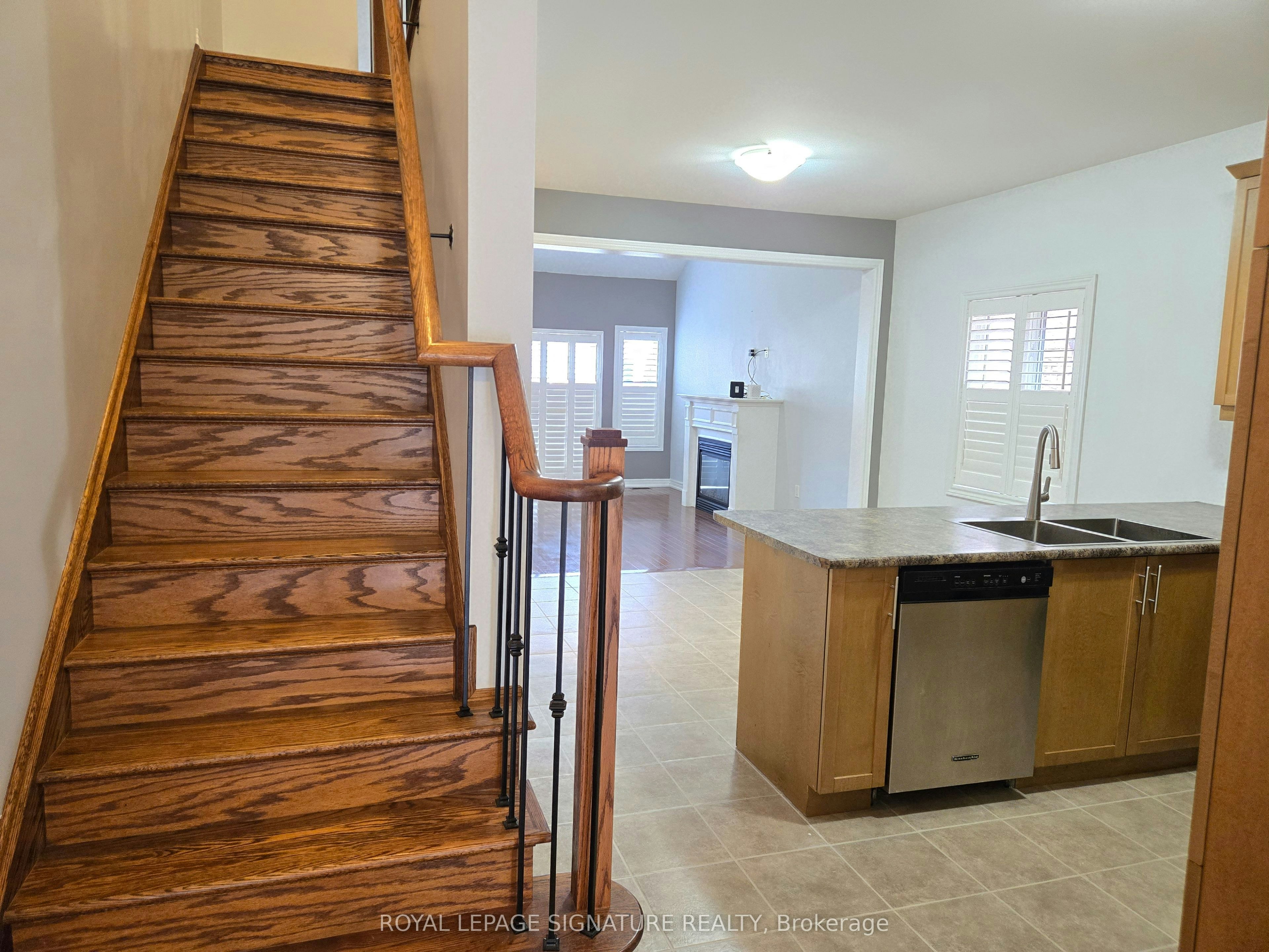 736 Ferguson Drive, Milton, ON, L9T 7C7 - 4