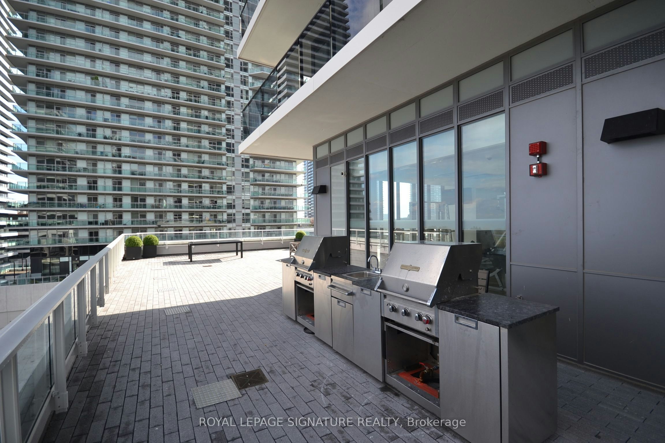 2406-70 Annie Craig Drive, Toronto, ON, M8V 0G2 - 22