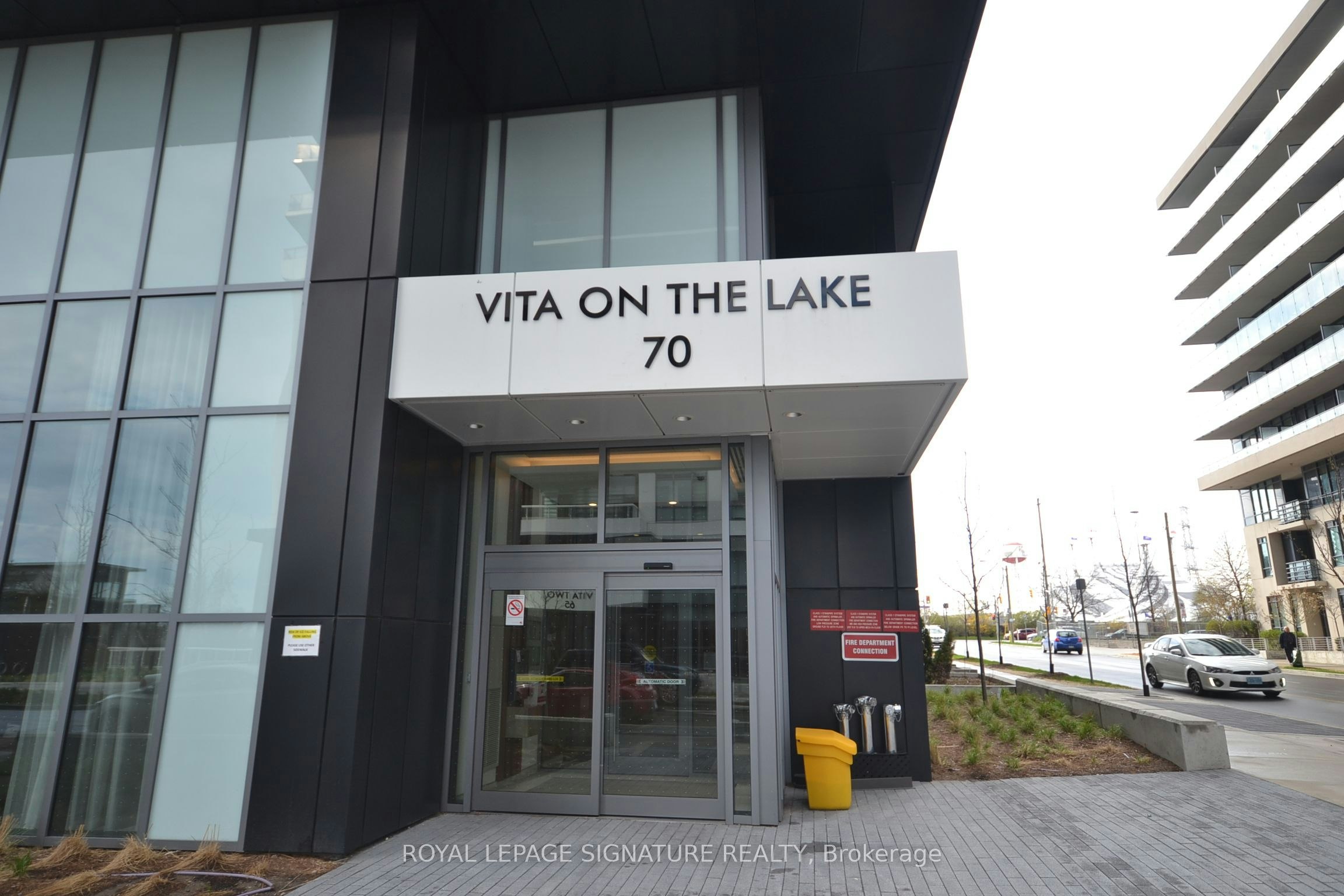 2406-70 Annie Craig Drive, Toronto, ON, M8V 0G2 - 2