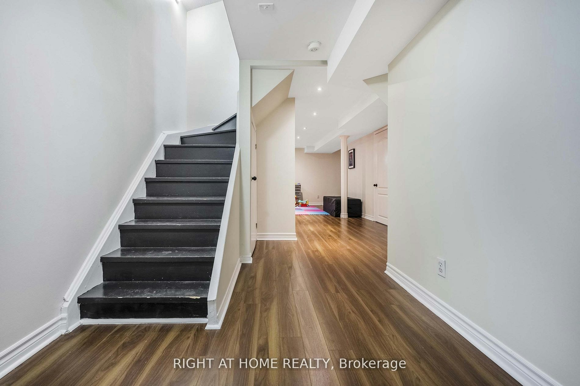 3014 Pendleton Road, Mississauga, ON, L5N 7C5 - 25