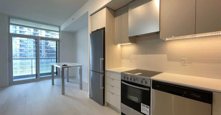 3003-30 Gibbs Road, Toronto, ON, M9B 6L6 - 3