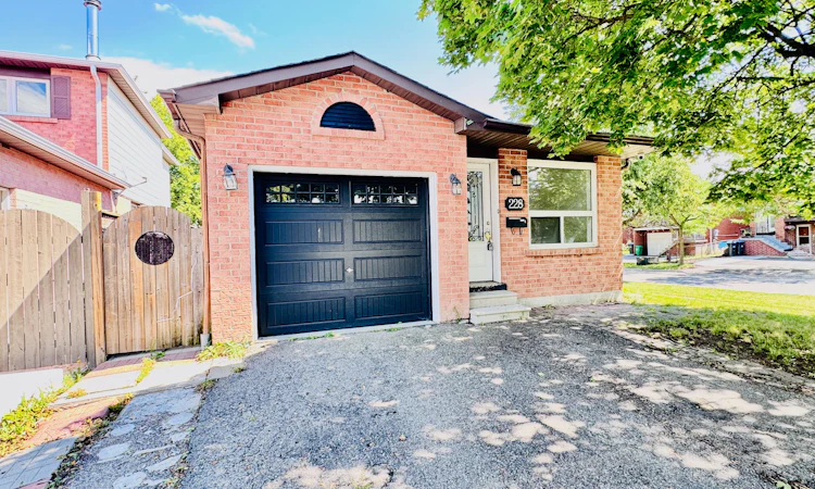 228 Martindale Crescent