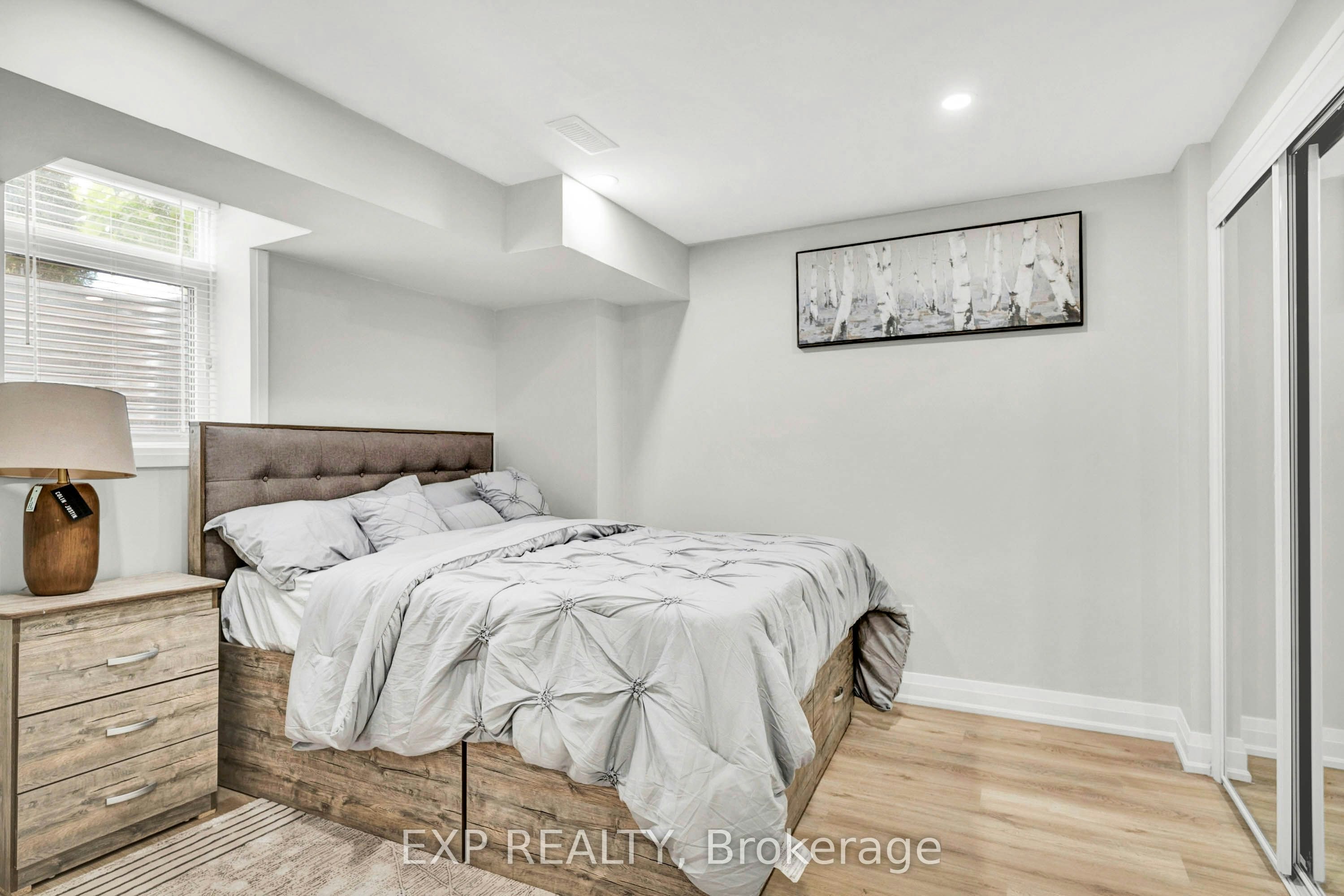 Unit B-448 Dougall Avenue, Caledon, ON, L7C 4A6 - 9