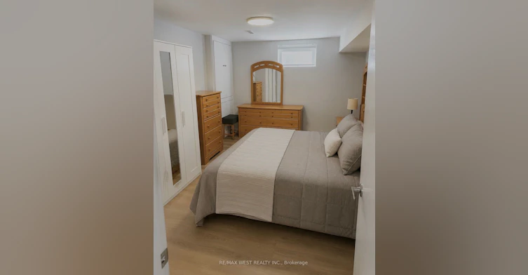 Lower-41 Westroyal Road, Toronto, ON, M9P 2C4 - 7