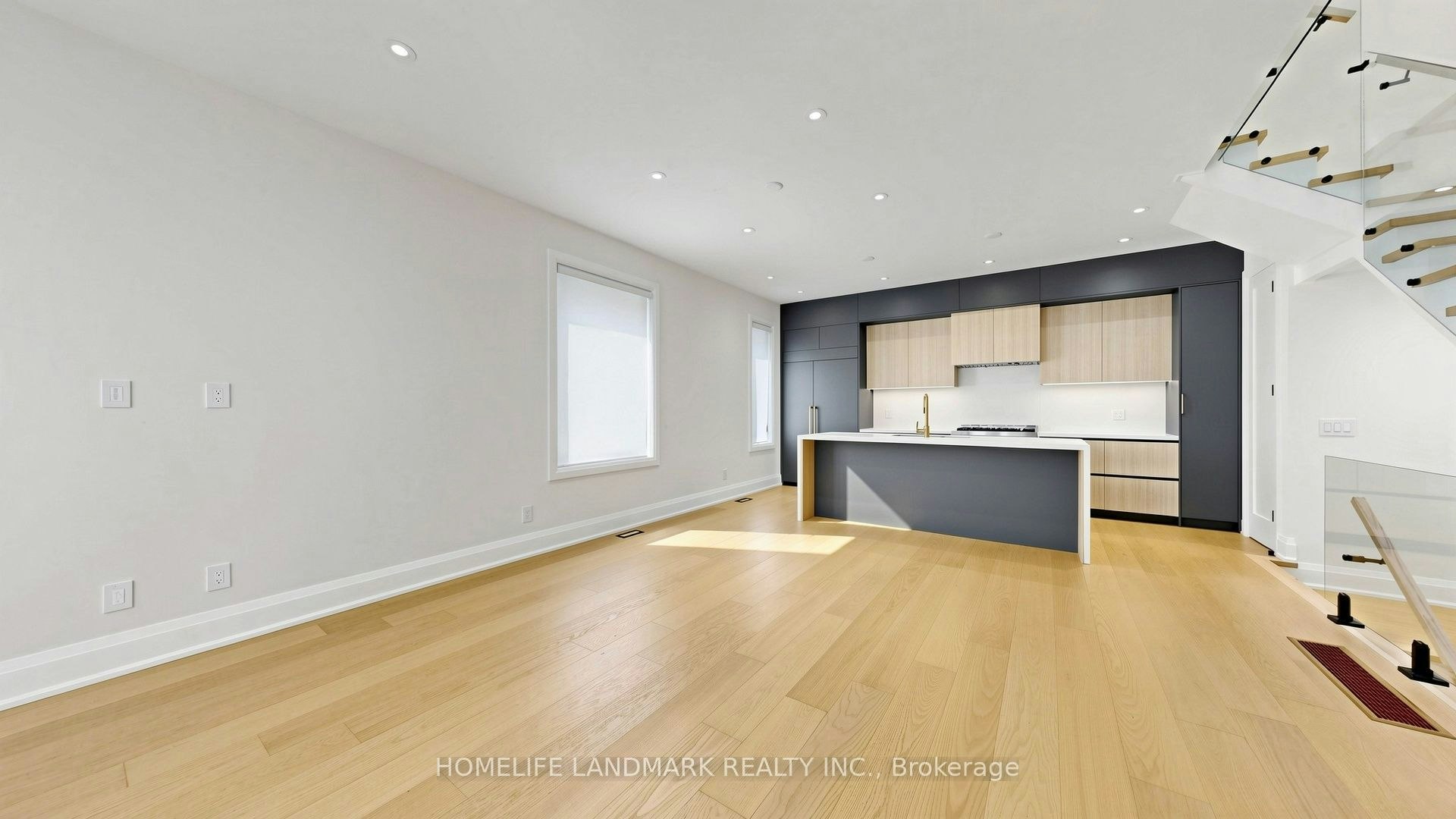 Unit D-750 Glengrove Avenue W, Toronto, ON, M6B 2J6 - 9