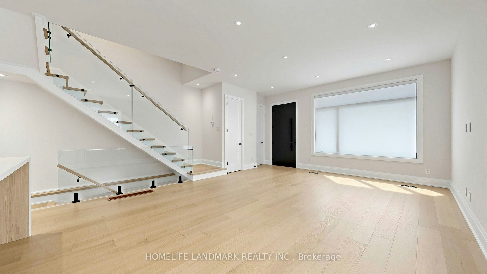 Unit D-750 Glengrove Avenue W, Toronto, ON, M6B 2J6 - 6