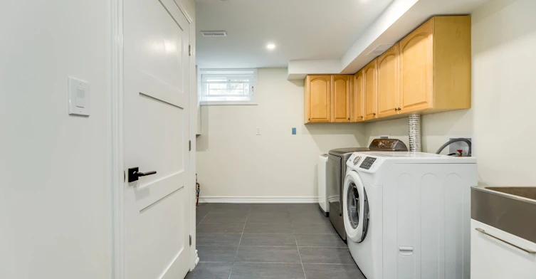 2175 Oneida Court, Mississauga, ON, L5C 4G5 - 31
