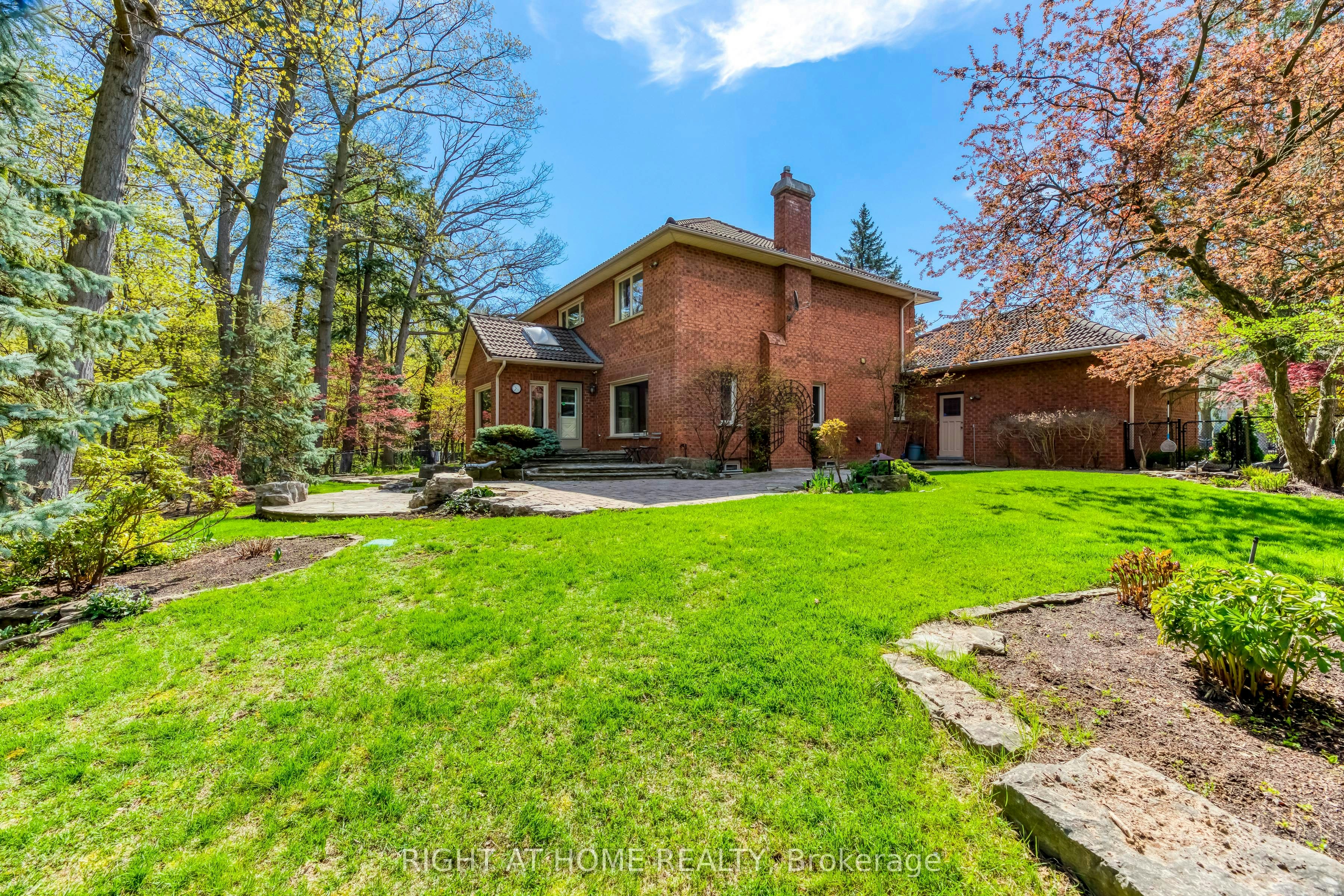 2175 Oneida Court, Mississauga, ON, L5C 4G5 - 35