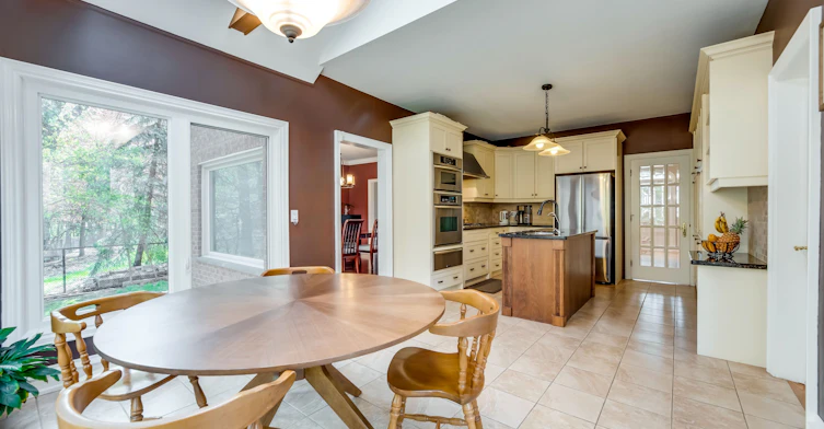 2175 Oneida Court, Mississauga, ON, L5C 4G5 - 10