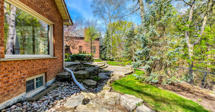 2175 Oneida Court, Mississauga, ON, L5C 4G5 - 33