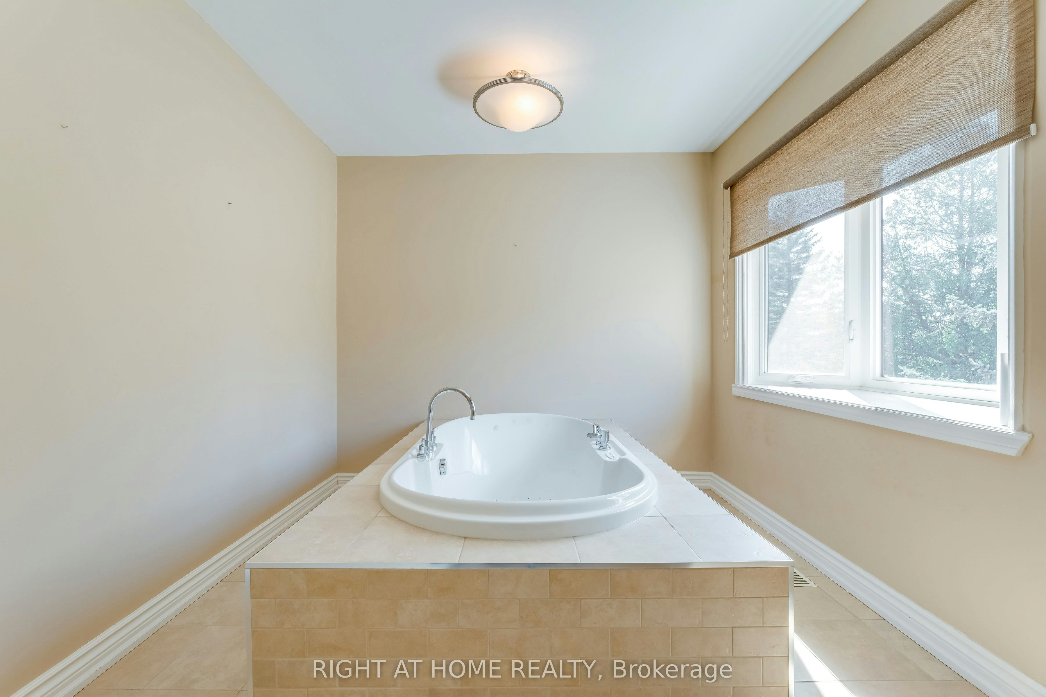 2175 Oneida Court, Mississauga, ON, L5C 4G5 - 22