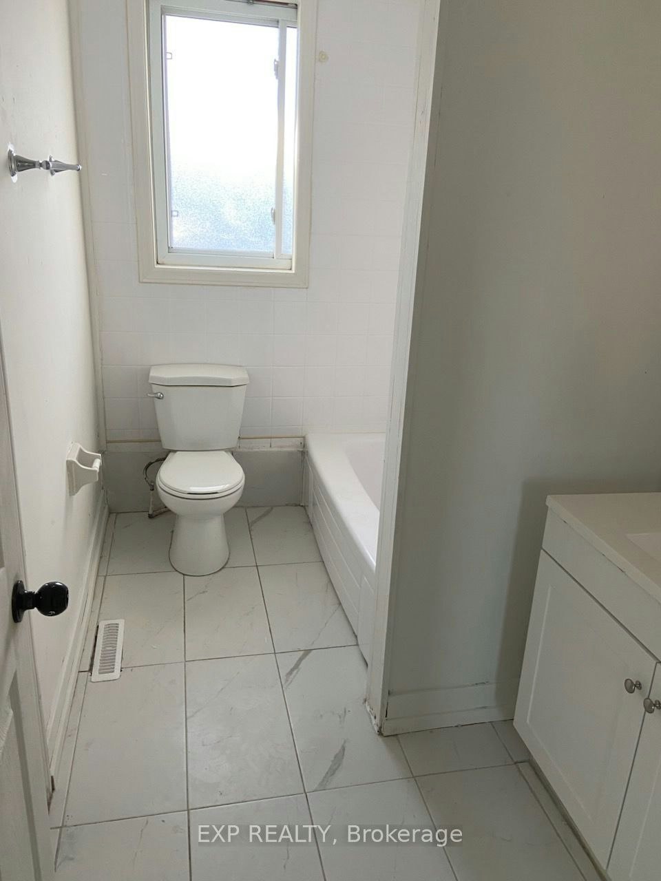 210 South Service Road, Mississauga, ON, L5G 2S1 - 15