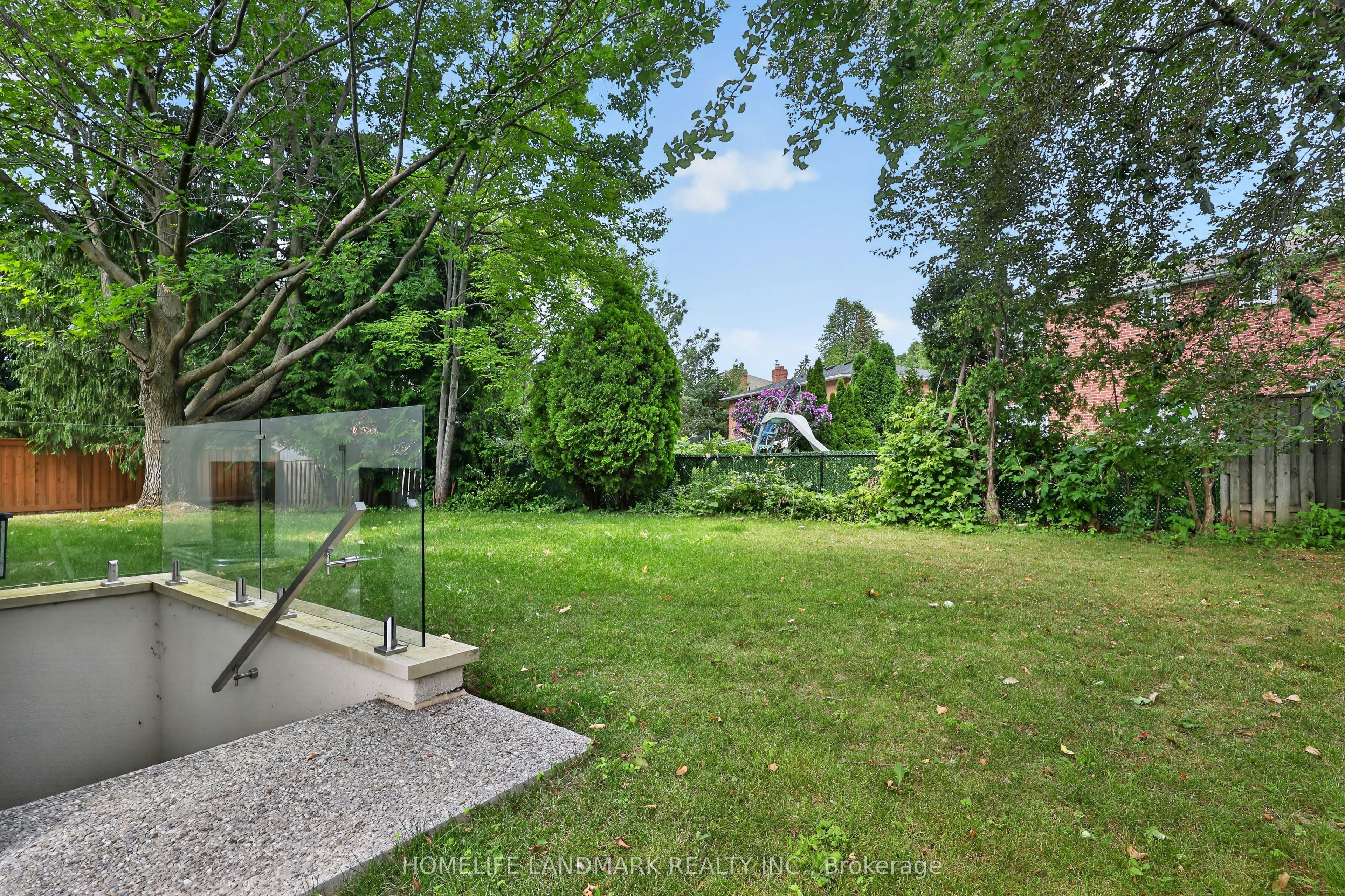6423 Dunray Crescent, Mississauga, ON, L5N 1E7 - 37