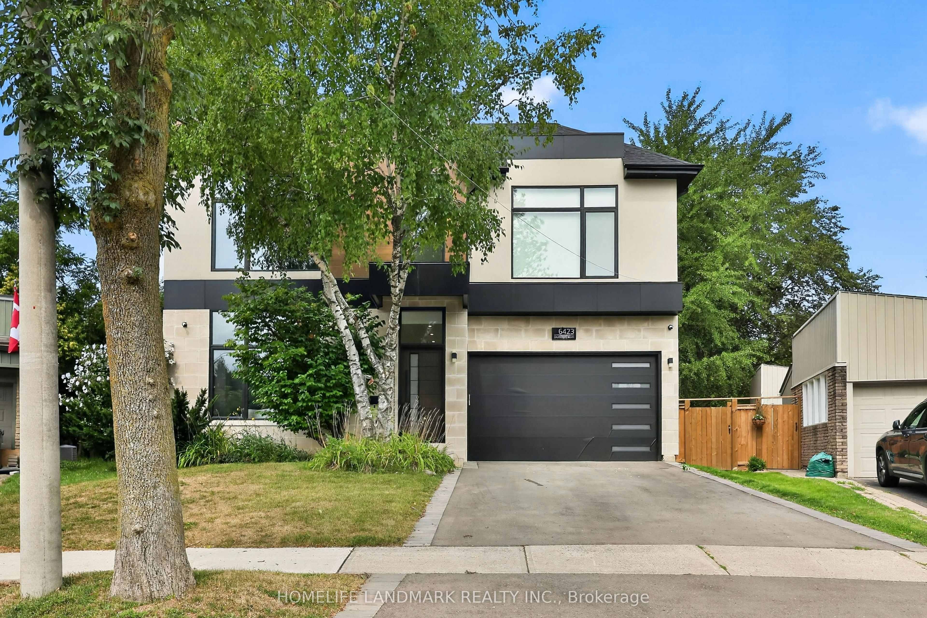 6423 Dunray Crescent, Mississauga, ON, L5N 1E7