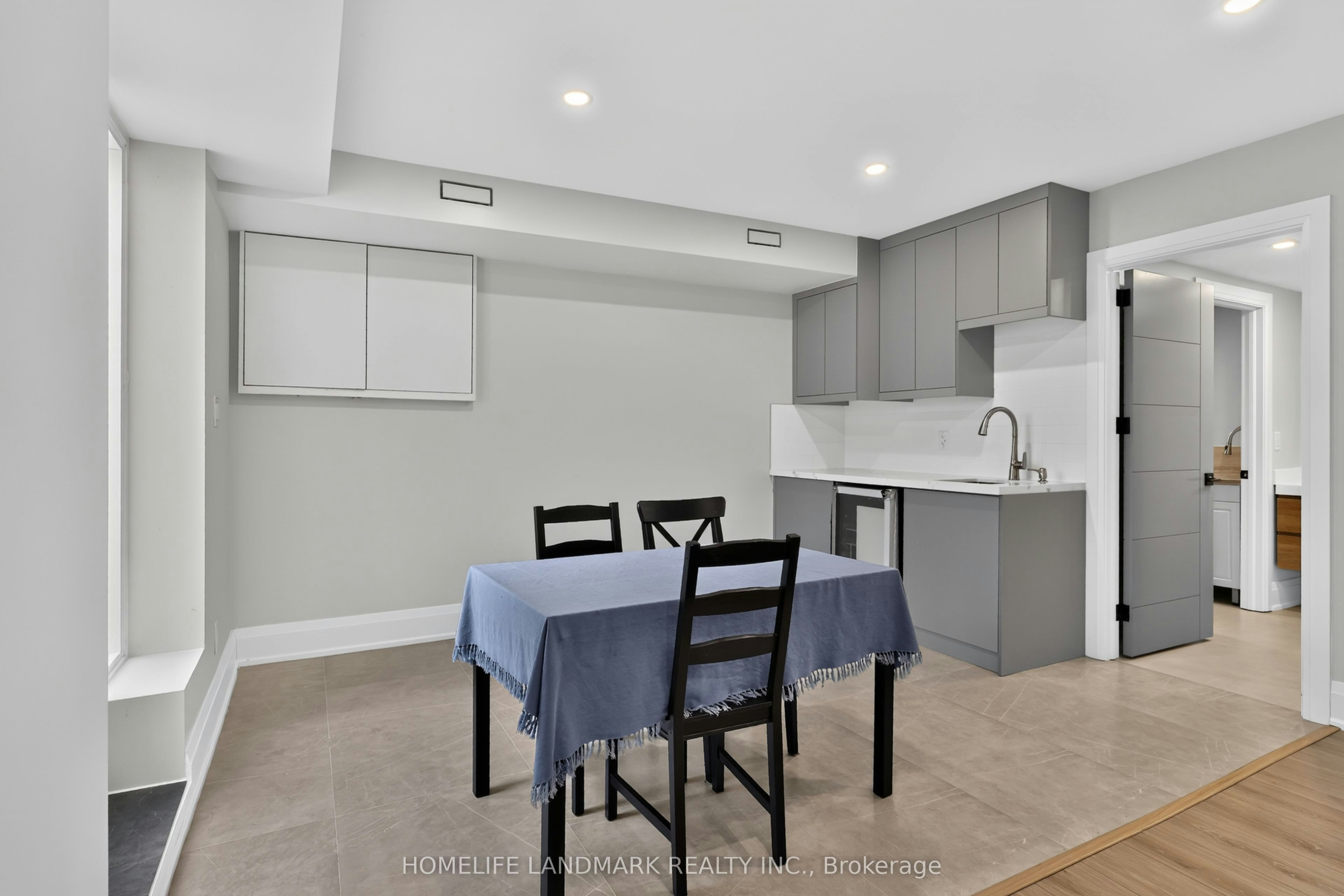 6423 Dunray Crescent, Mississauga, ON, L5N 1E7 - 33