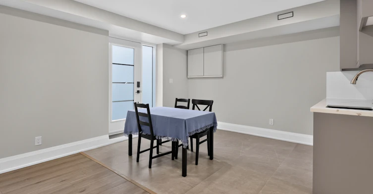 6423 Dunray Crescent, Mississauga, ON, L5N 1E7 - 32