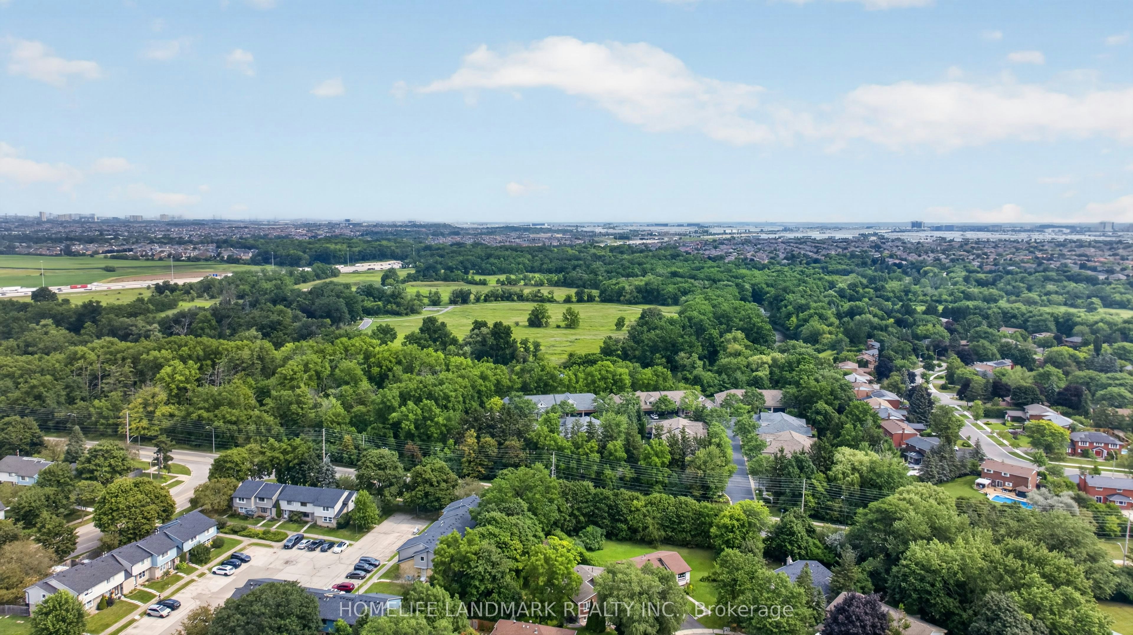 6423 Dunray Crescent, Mississauga, ON, L5N 1E7 - 41