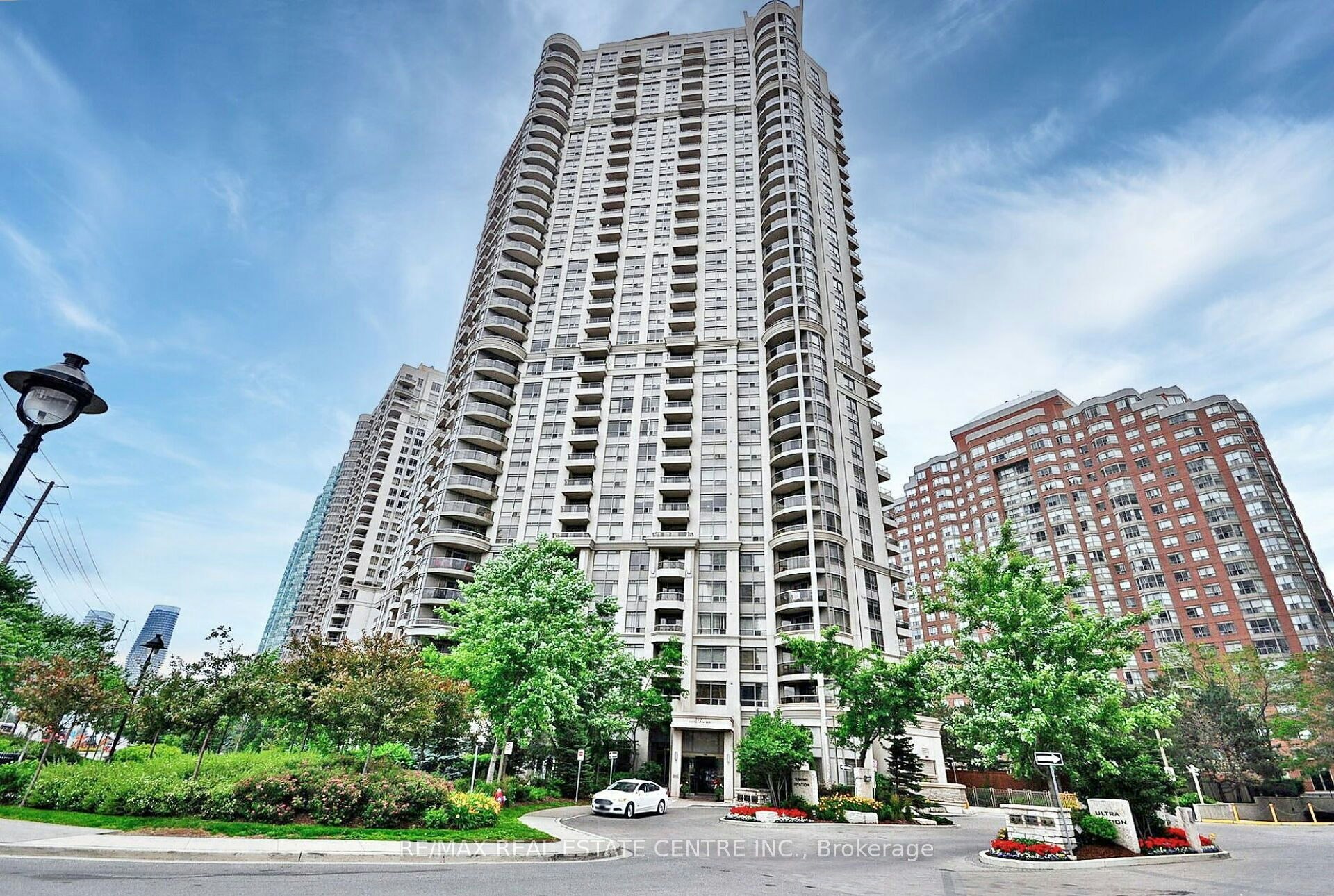 1701-310 Burnhamthorpe Road W, Mississauga, ON, L5B 4P9