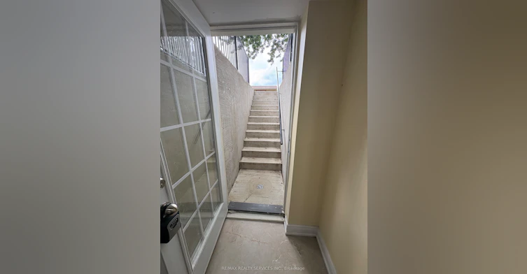 Basement-60 Newbridge Crescent, Brampton, ON, L6S 4B3 - 2