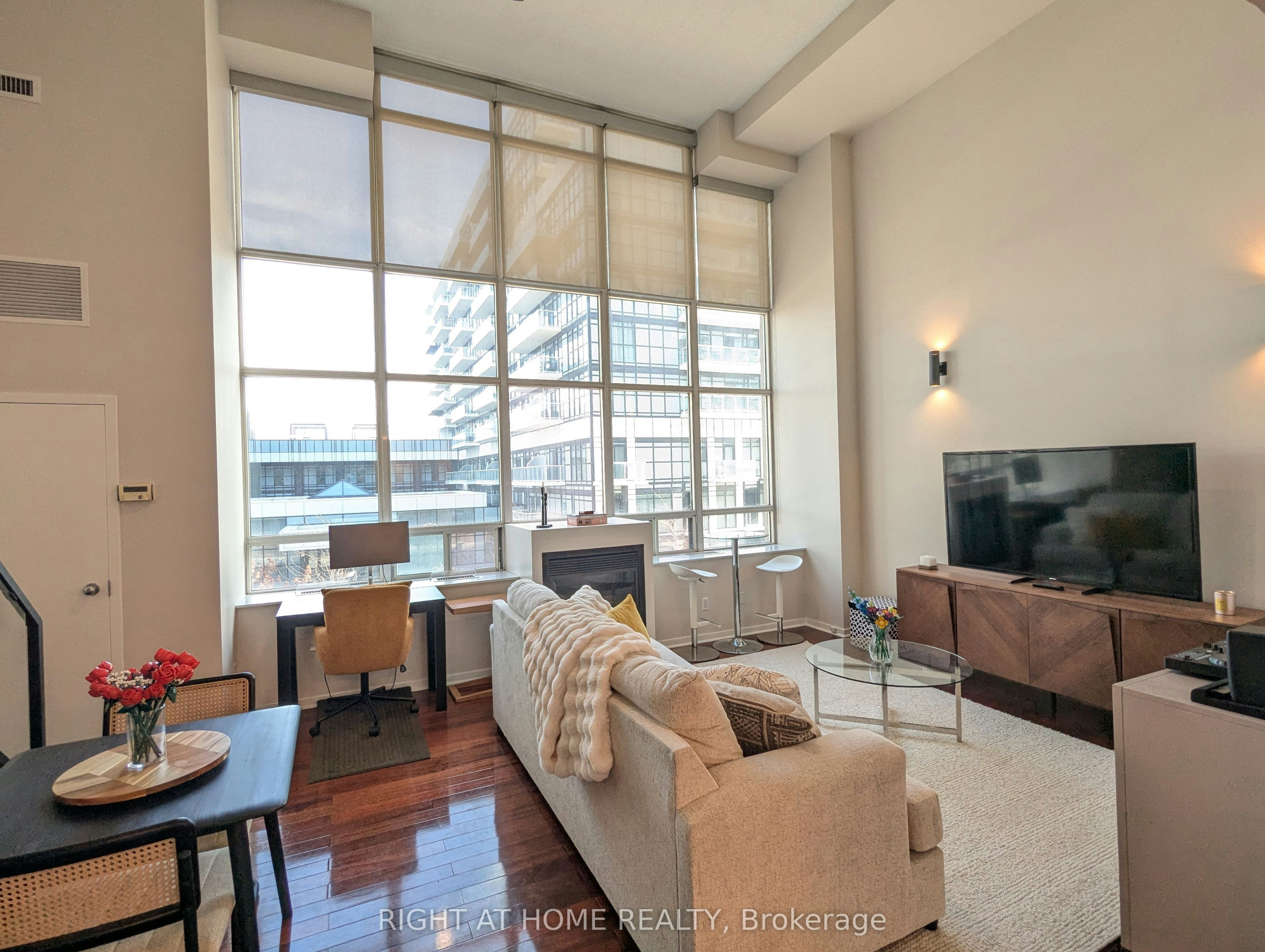 215-300 Manitoba Street, Toronto, ON, M8Y 4G6 - 12