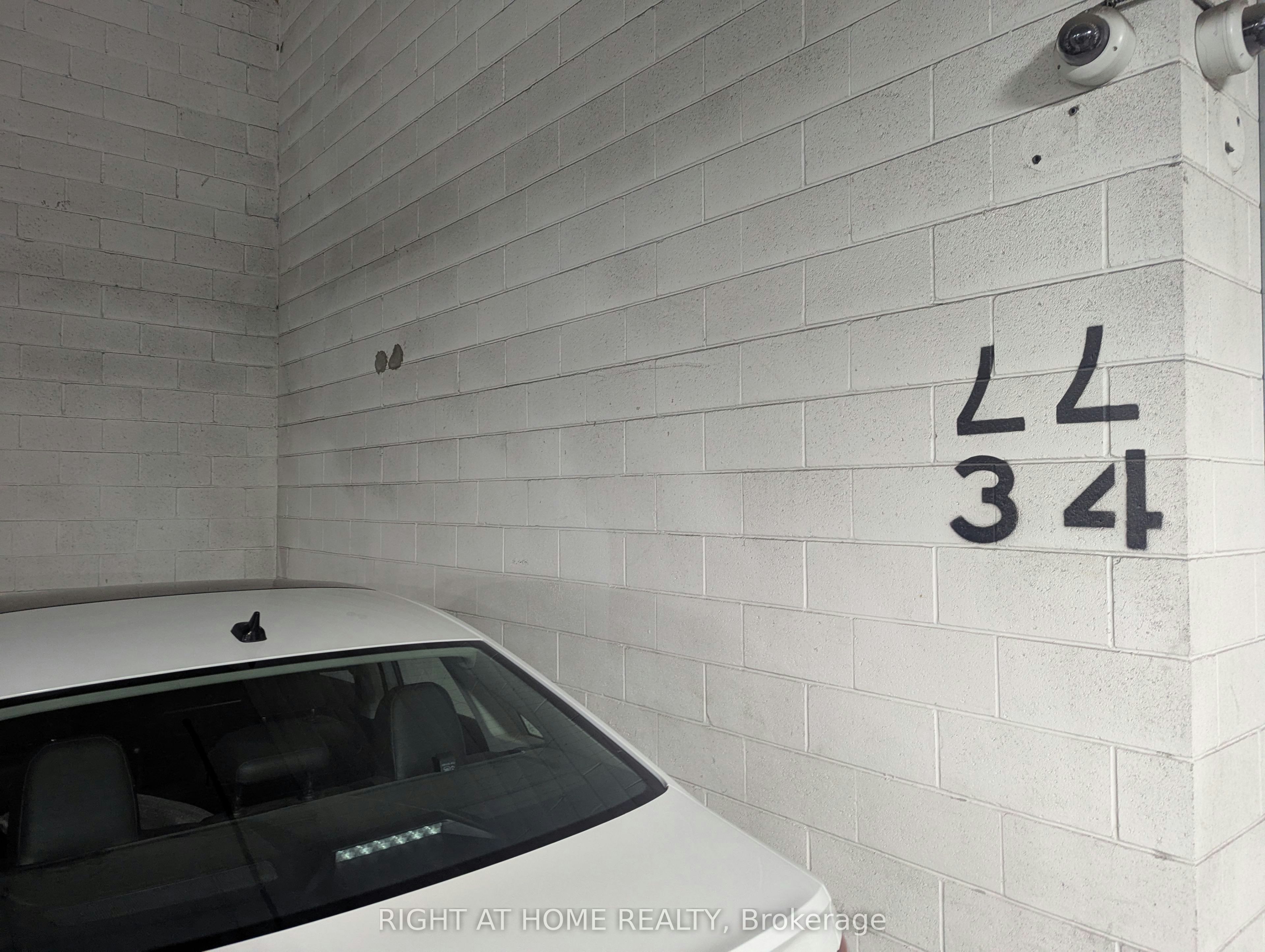 215-300 Manitoba Street, Toronto, ON, M8Y 4G6 - 42