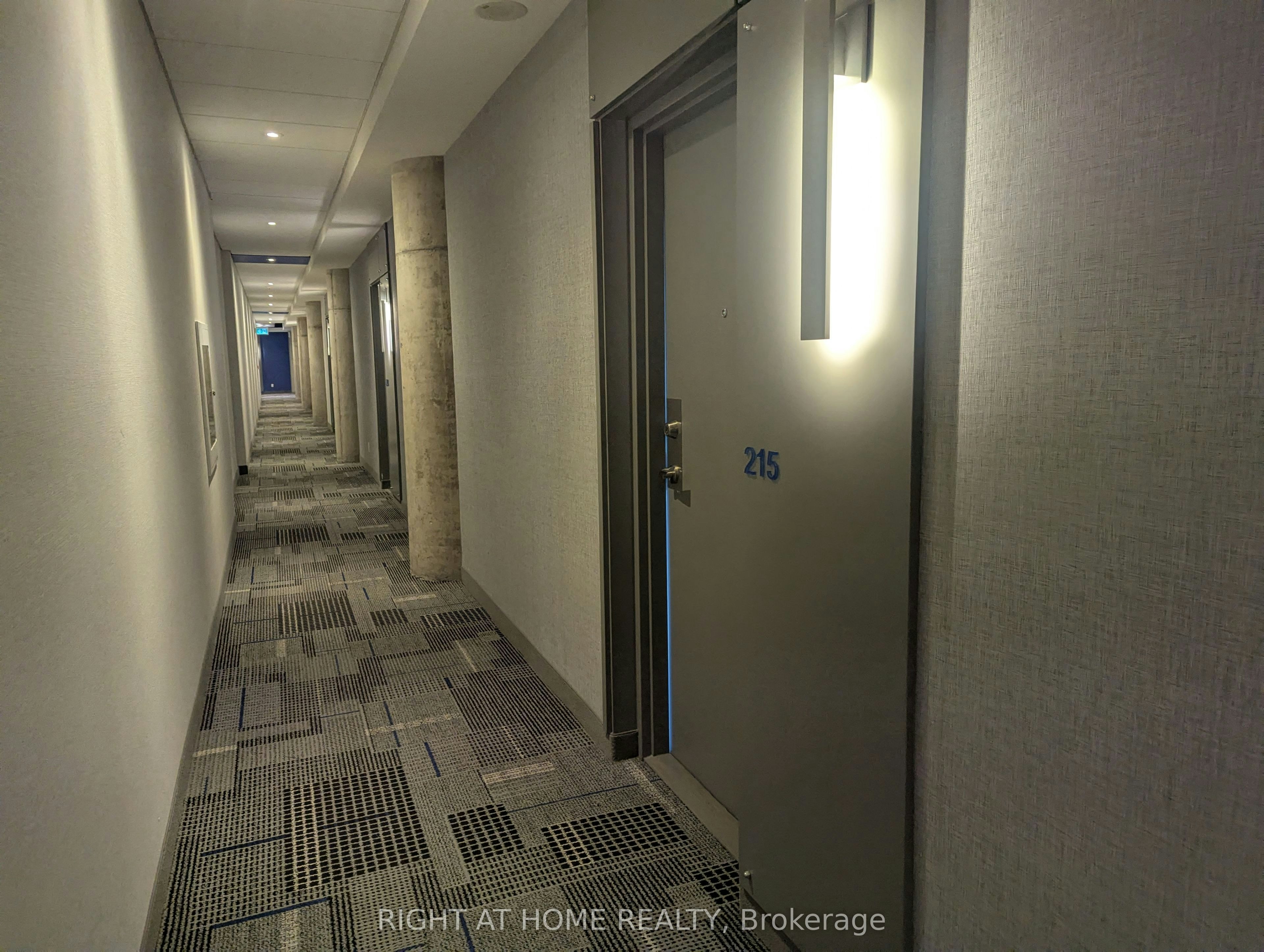 215-300 Manitoba Street, Toronto, ON, M8Y 4G6 - 8