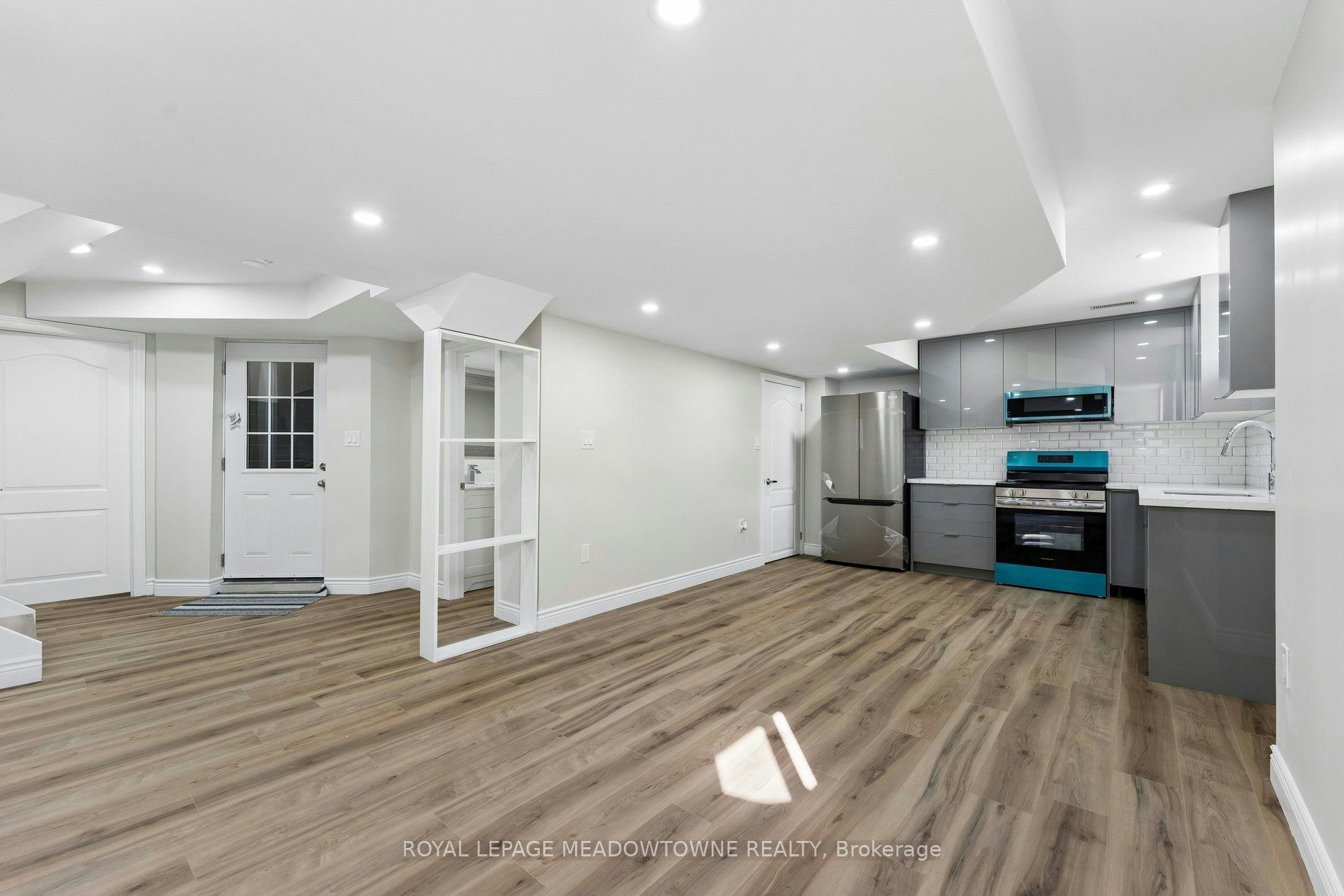 15 Learmont Avenue, Caledon, ON, L7C 3N3 - 11