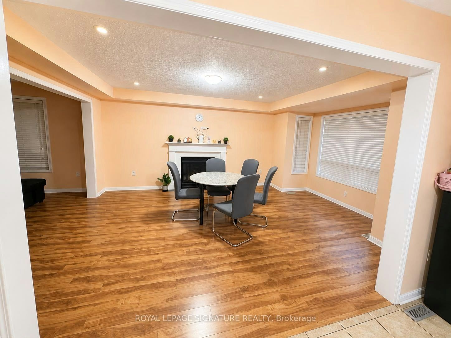 Upper-10 Bonavista Drive, Brampton, ON, L6X 0N2 - 4