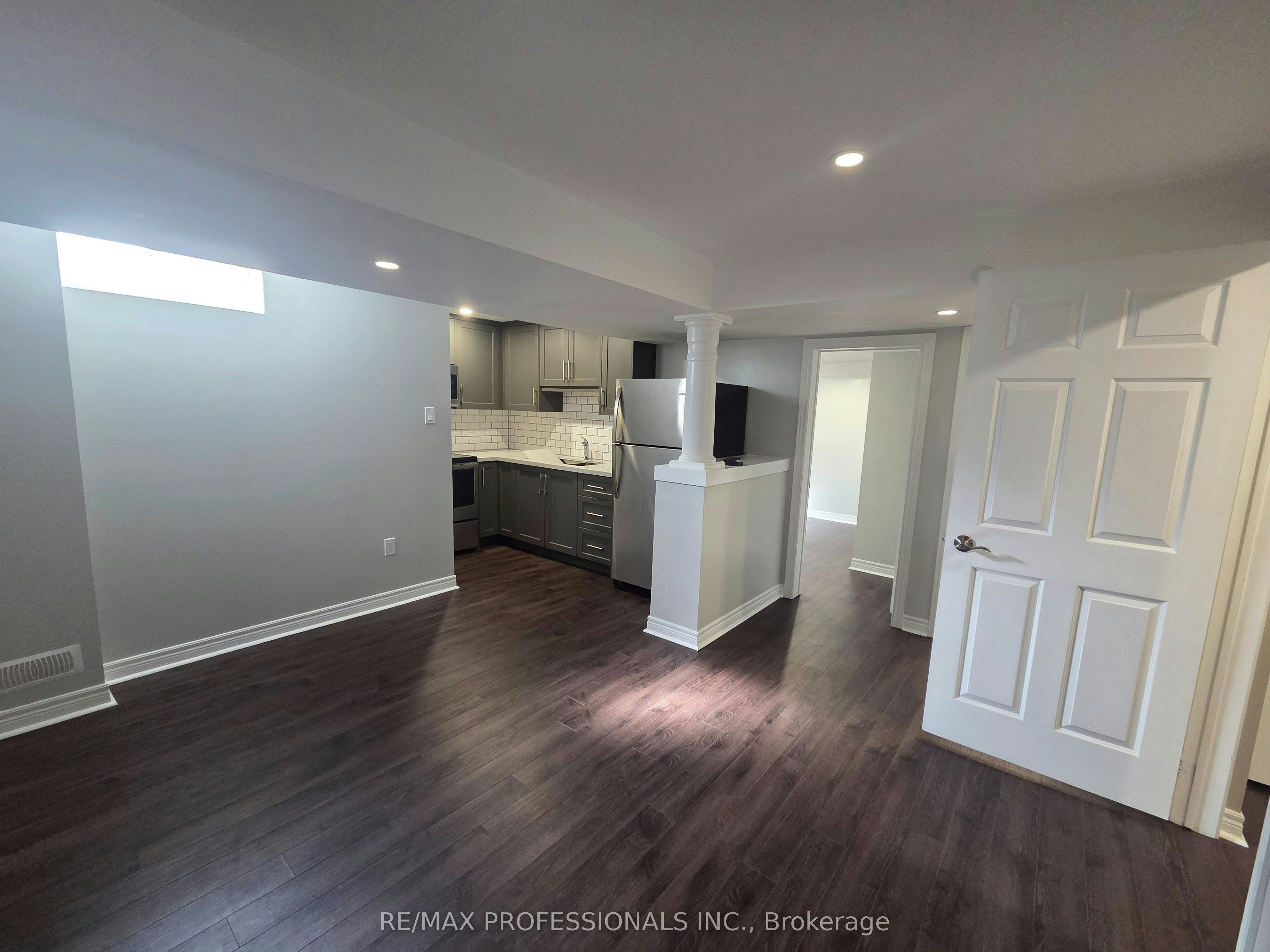 BSMT-7 Fallgate Drive, Brampton, ON, L6X 0R5 - 3