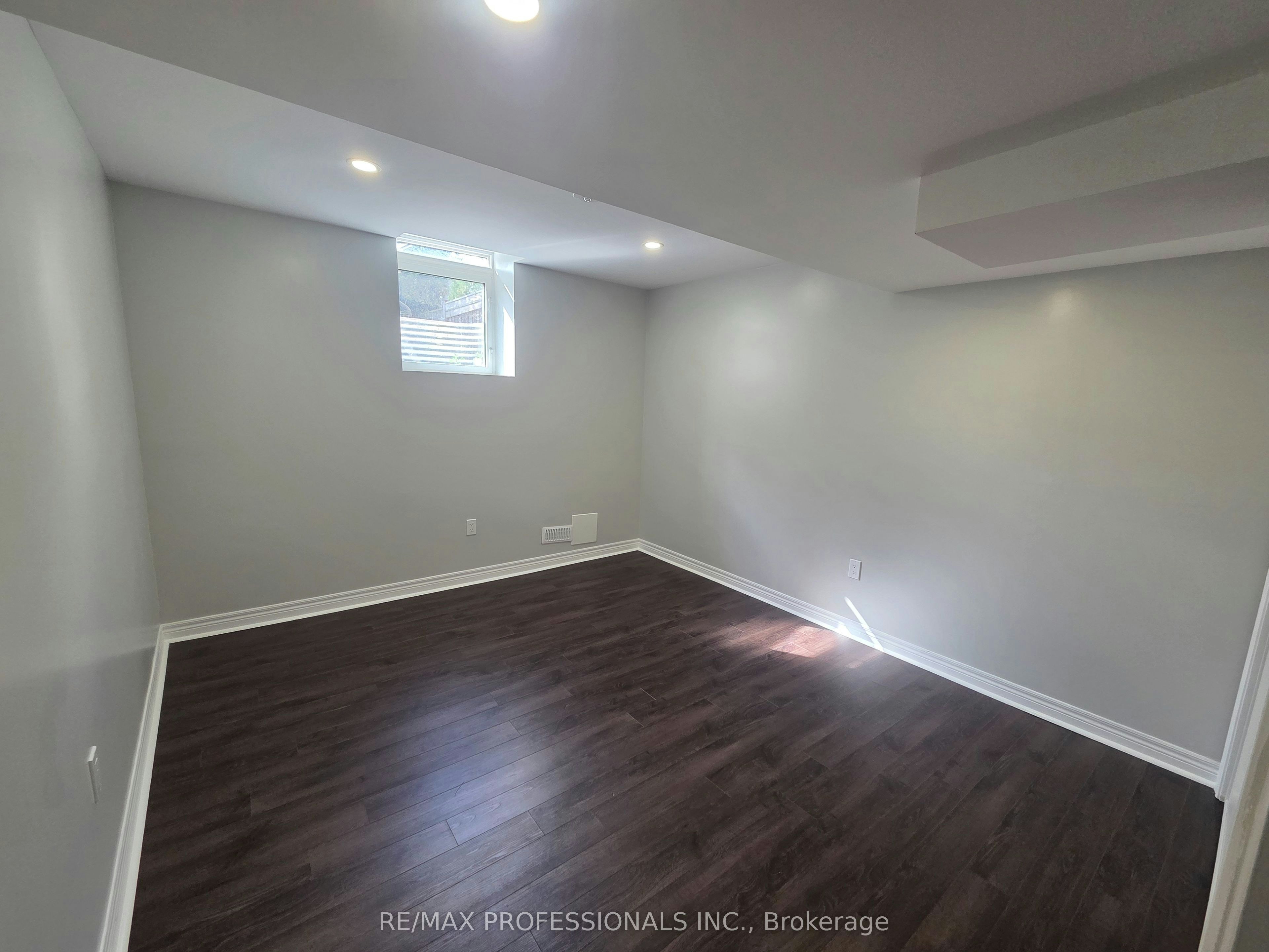 BSMT-7 Fallgate Drive, Brampton, ON, L6X 0R5 - 7