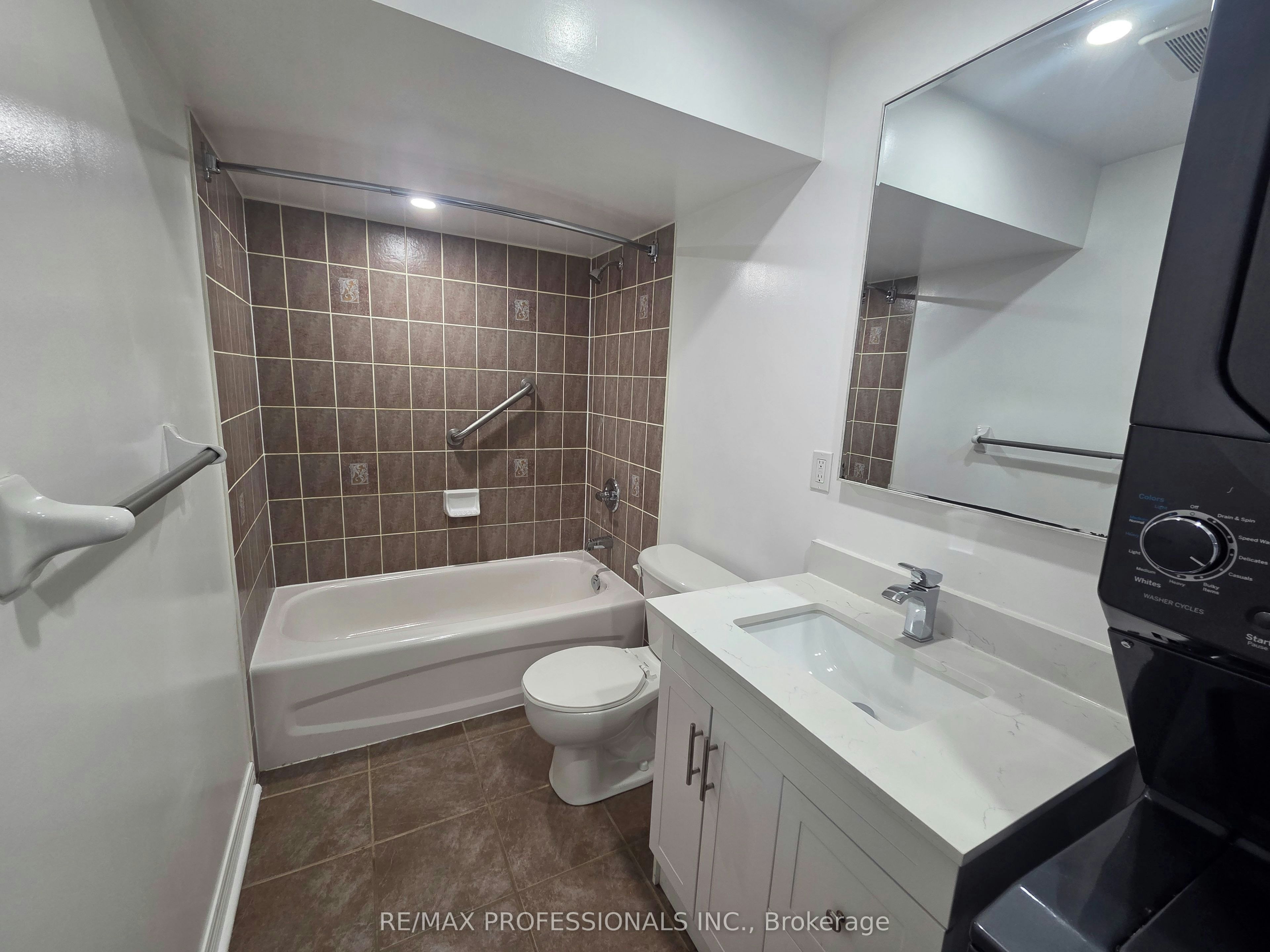 BSMT-7 Fallgate Drive, Brampton, ON, L6X 0R5 - 12