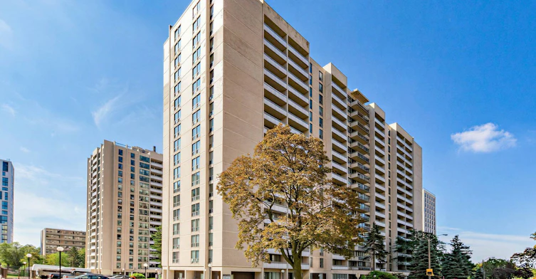 16-377 Ridelle Avenue, Toronto, ON, M6B 1K2