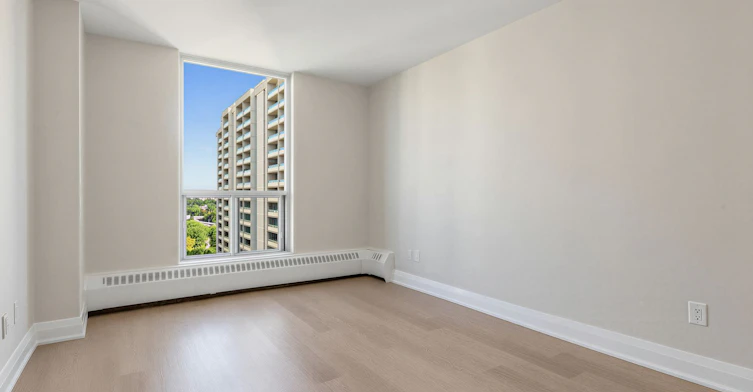16-377 Ridelle Avenue, Toronto, ON, M6B 1K2 - 15