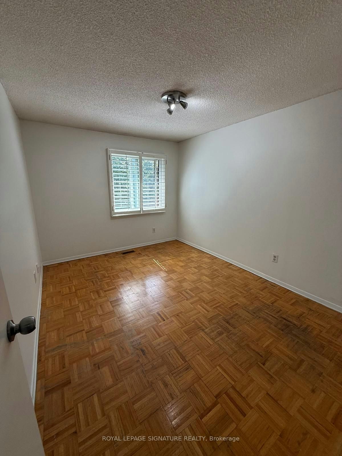 24-4230 Fieldgate Drive, Mississauga, ON, L4W 2M5 - 18