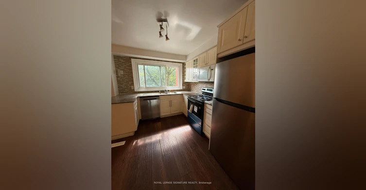 24-4230 Fieldgate Drive, Mississauga, ON, L4W 2M5 - 5