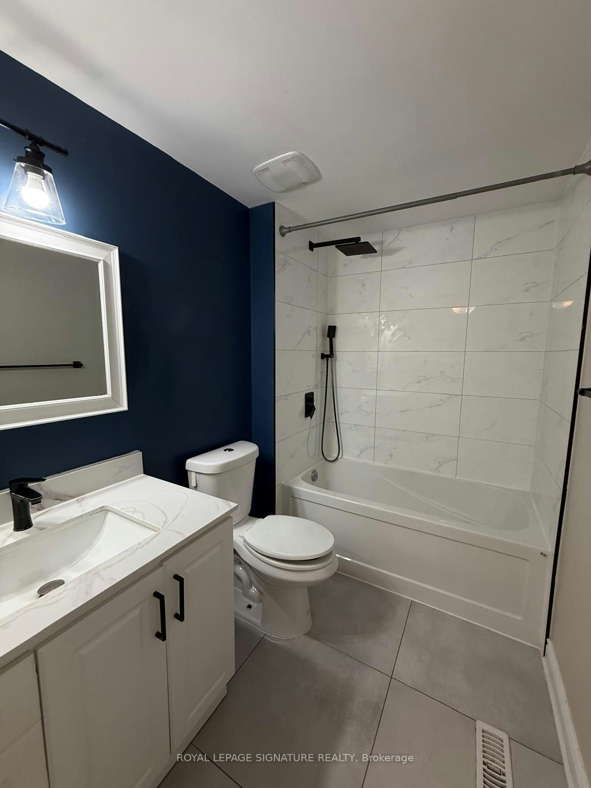 24-4230 Fieldgate Drive, Mississauga, ON, L4W 2M5 - 20