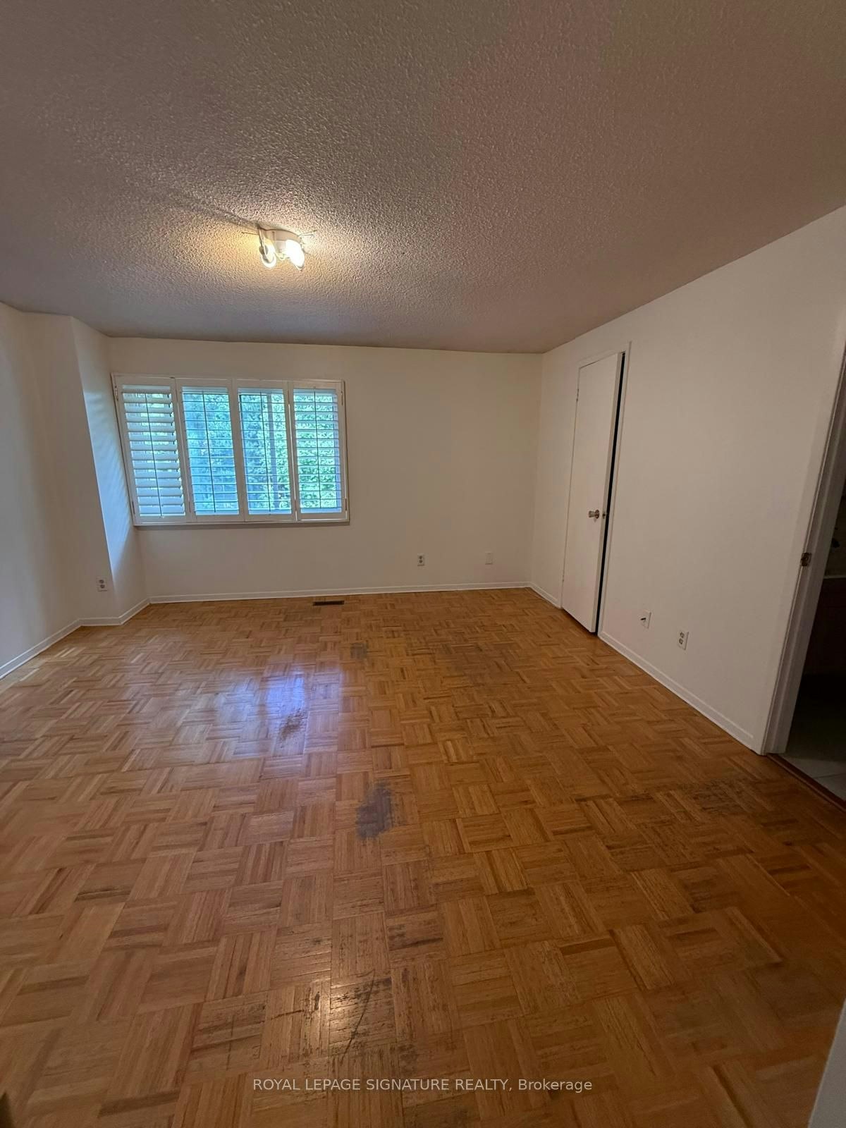 24-4230 Fieldgate Drive, Mississauga, ON, L4W 2M5 - 12