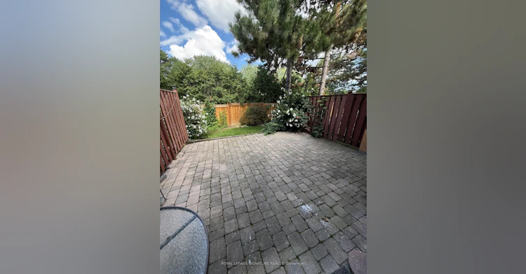 24-4230 Fieldgate Drive, Mississauga, ON, L4W 2M5 - 24