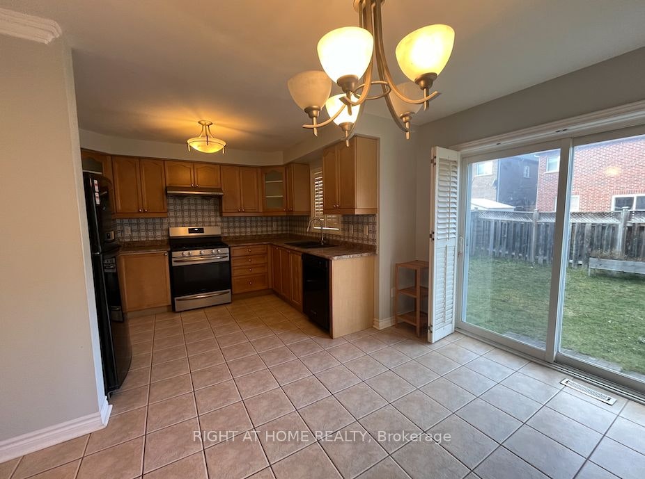 Main-22 Amboise Crescent, Brampton, ON, L7A 2R2 - 6
