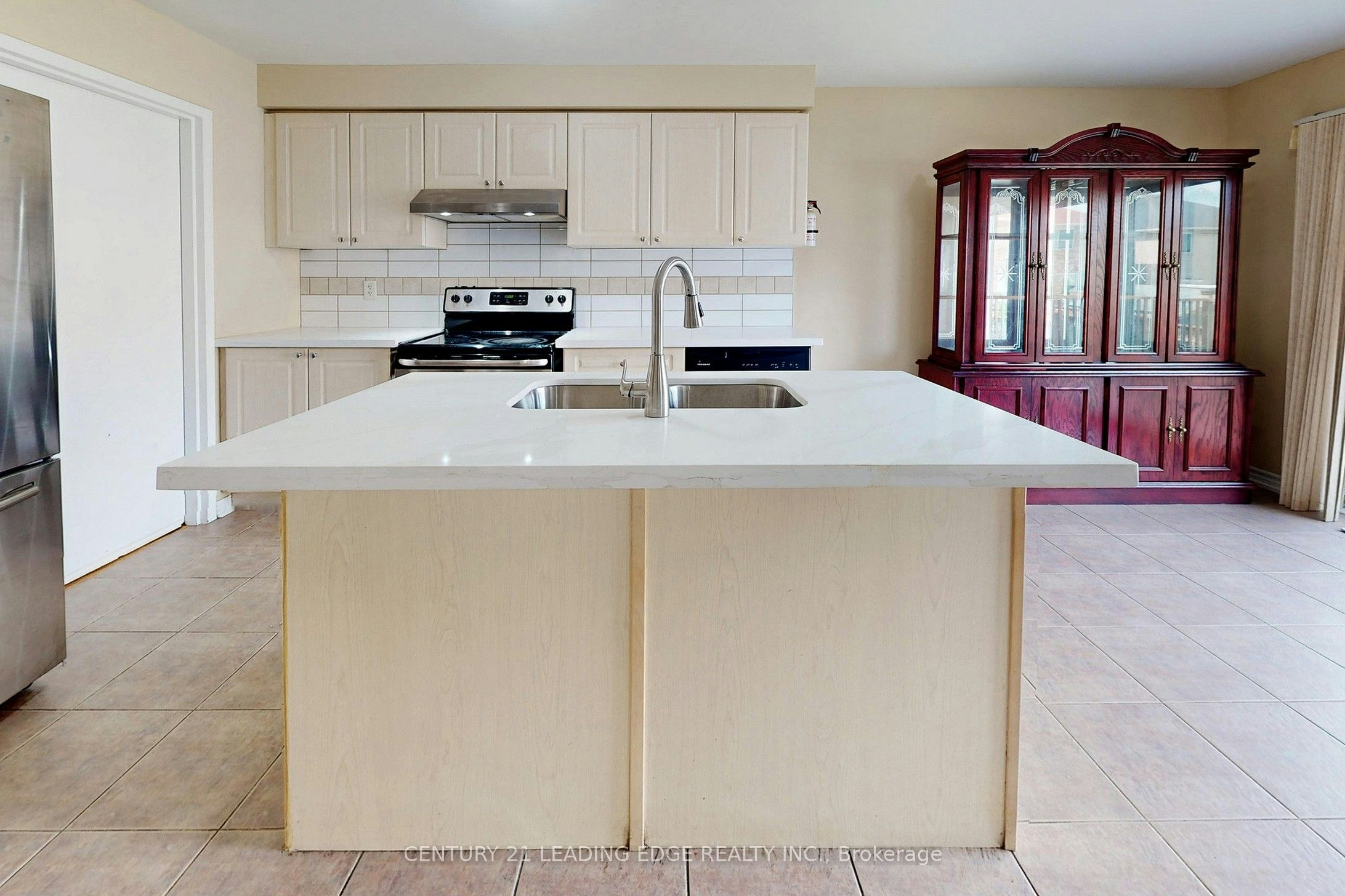 MAIN-6 Firwood Crescent, Brampton, ON, L6P 2J6 - 10