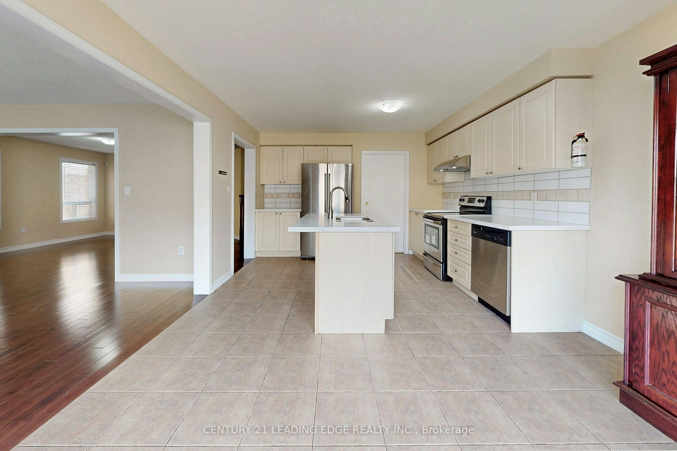 MAIN-6 Firwood Crescent, Brampton, ON, L6P 2J6 - 9