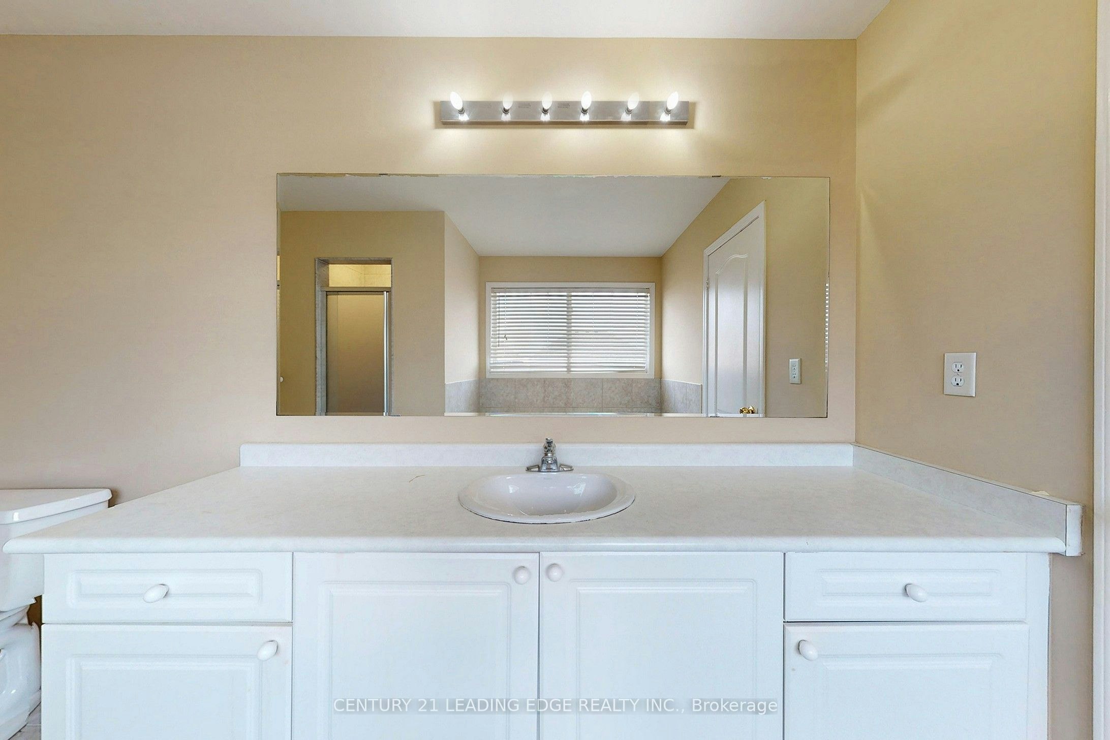 MAIN-6 Firwood Crescent, Brampton, ON, L6P 2J6 - 19