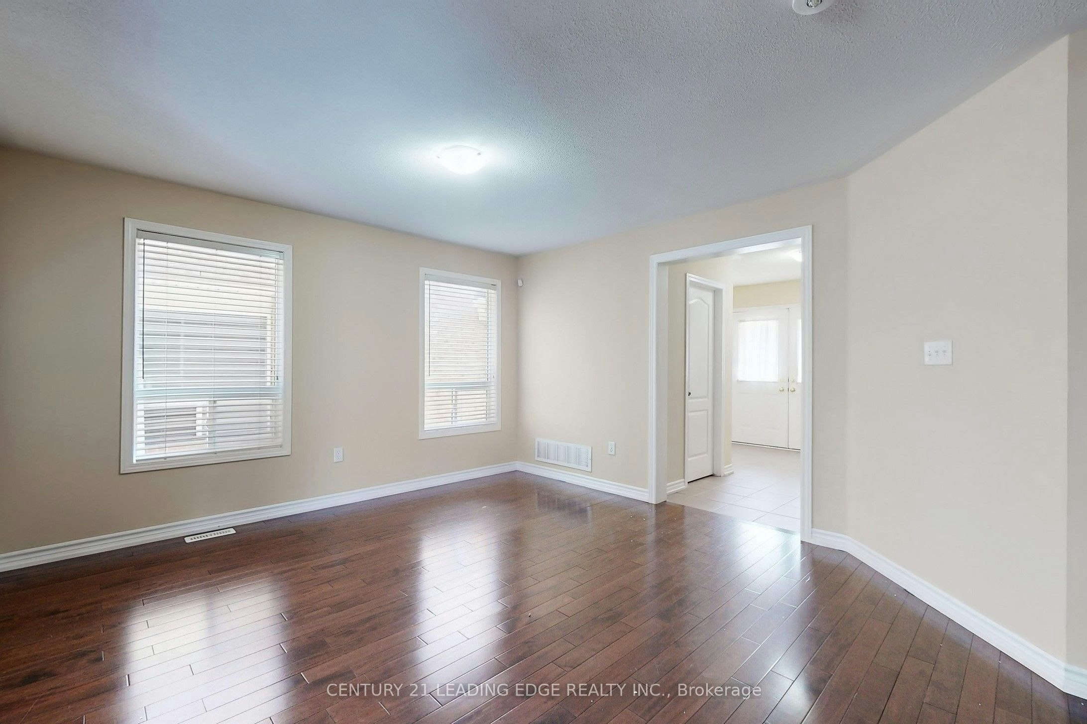 MAIN-6 Firwood Crescent, Brampton, ON, L6P 2J6 - 4
