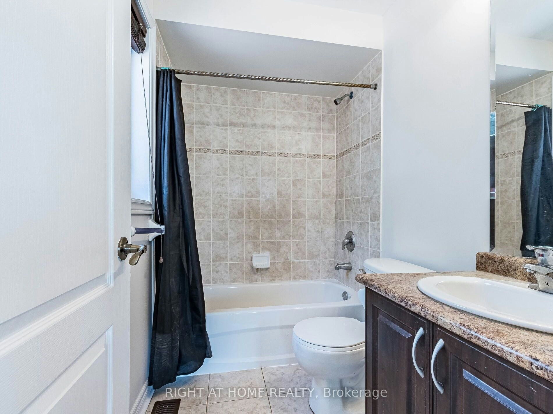 5441 Valhalla Crescent, Mississauga, ON, L5M 0K5 - 38