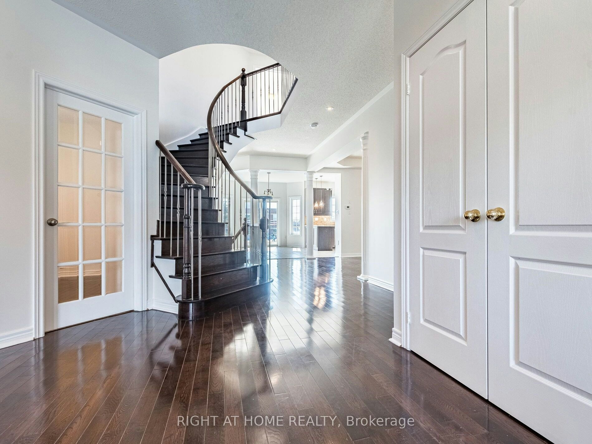 5441 Valhalla Crescent, Mississauga, ON, L5M 0K5 - 8